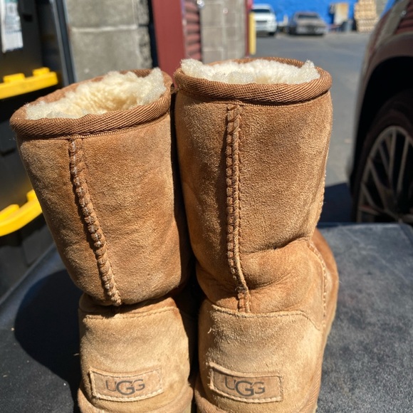 UGG CLASSIC SHORT II CHESTNUT SUEDE SHEEPSKIN WATERPROOF WOMENS BOOTS Size 6 - Picture 6 of 10